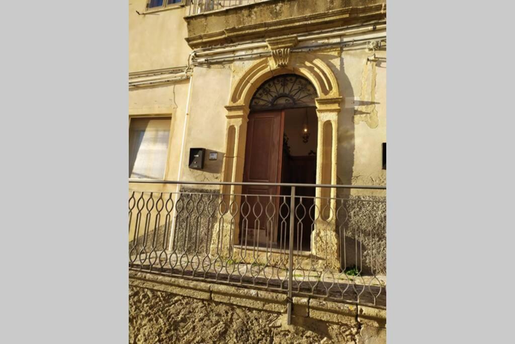 Casa Ad Assoro, Al Centro Della Sicilia Villa Ngoại thất bức ảnh